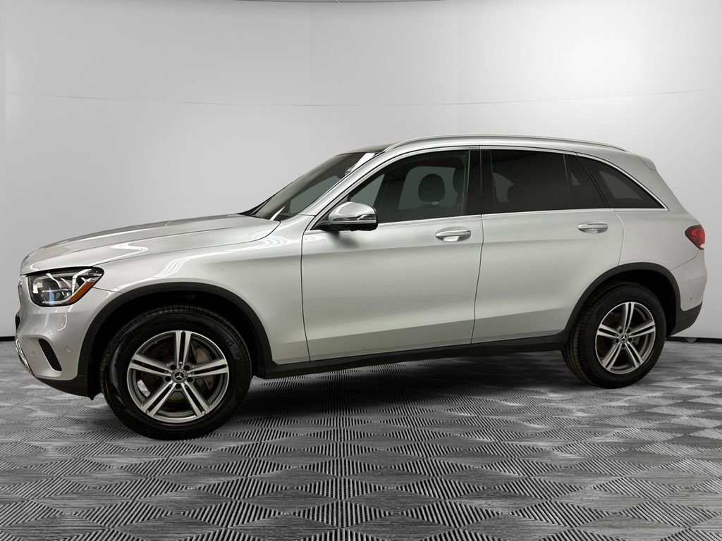 Used 2020 Mercedes-Benz GLC 300 4MATIC image 2