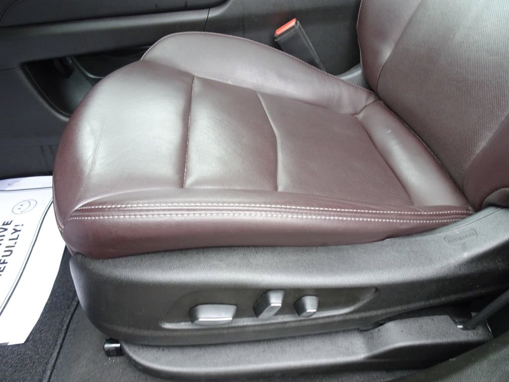 Certified 2023 Cadillac XT6 Premium Luxury image 15