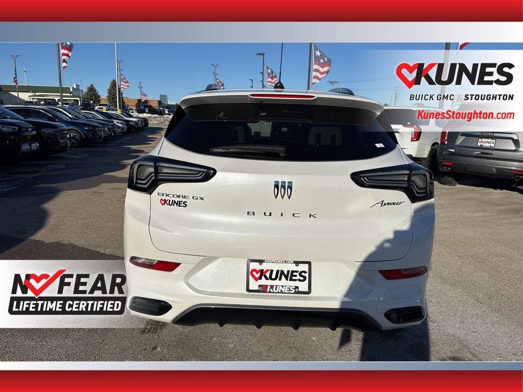 Used 2024 Buick Encore GX Avenir w/ Avenir Convenience Package image 10