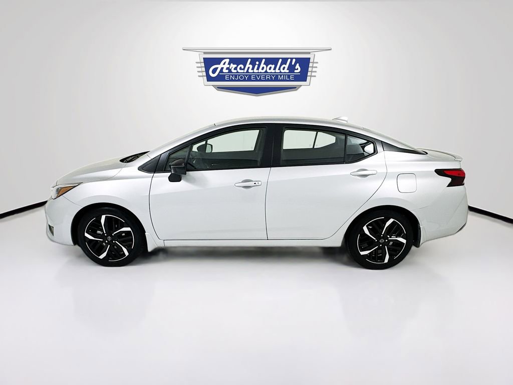 Used 2025 Nissan Versa SR w/ Trunk Package FWD image 4