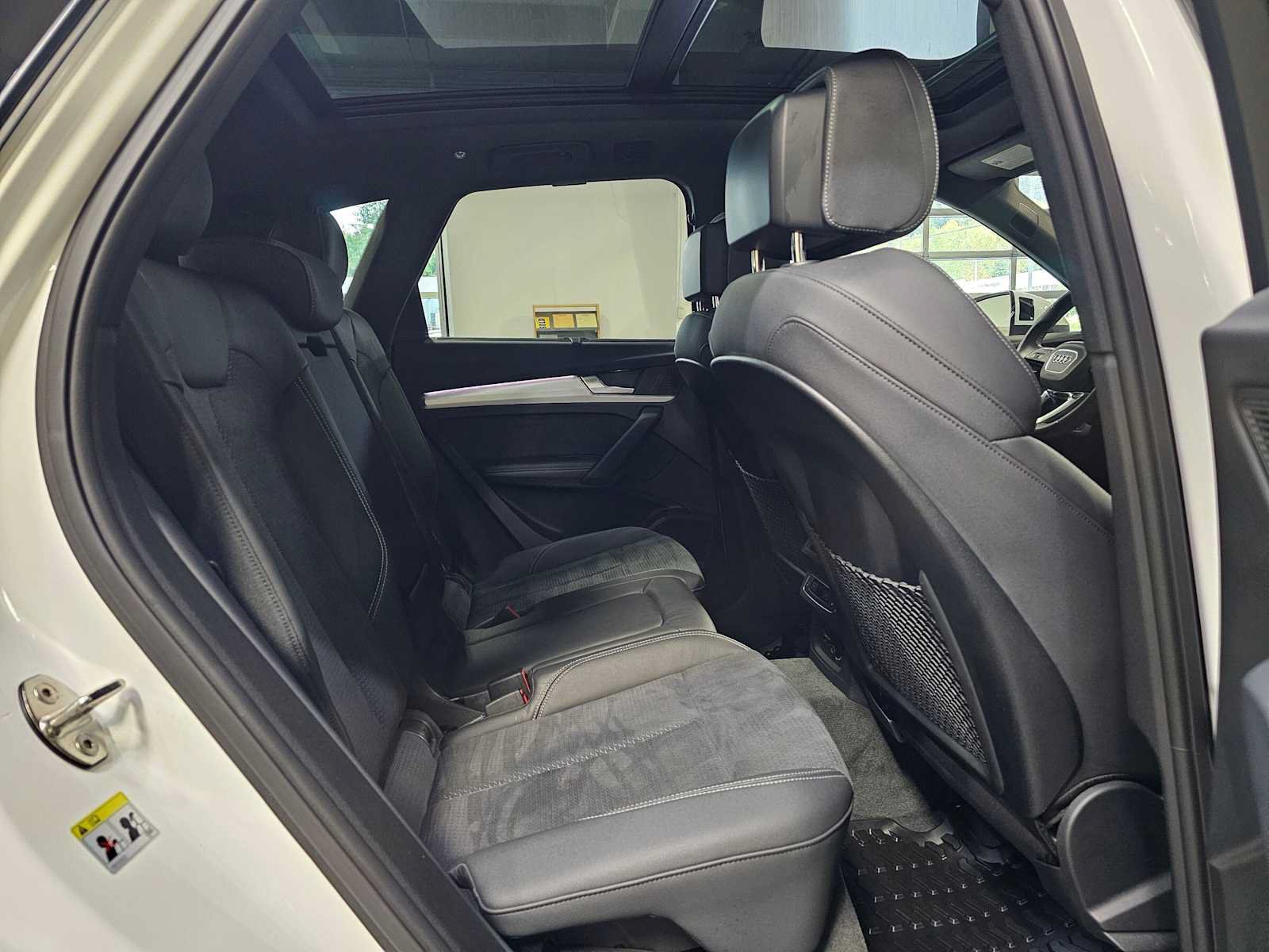 Used 2023 Audi Q5 e Prestige w/ Prestige Package AWD/4WD image 12