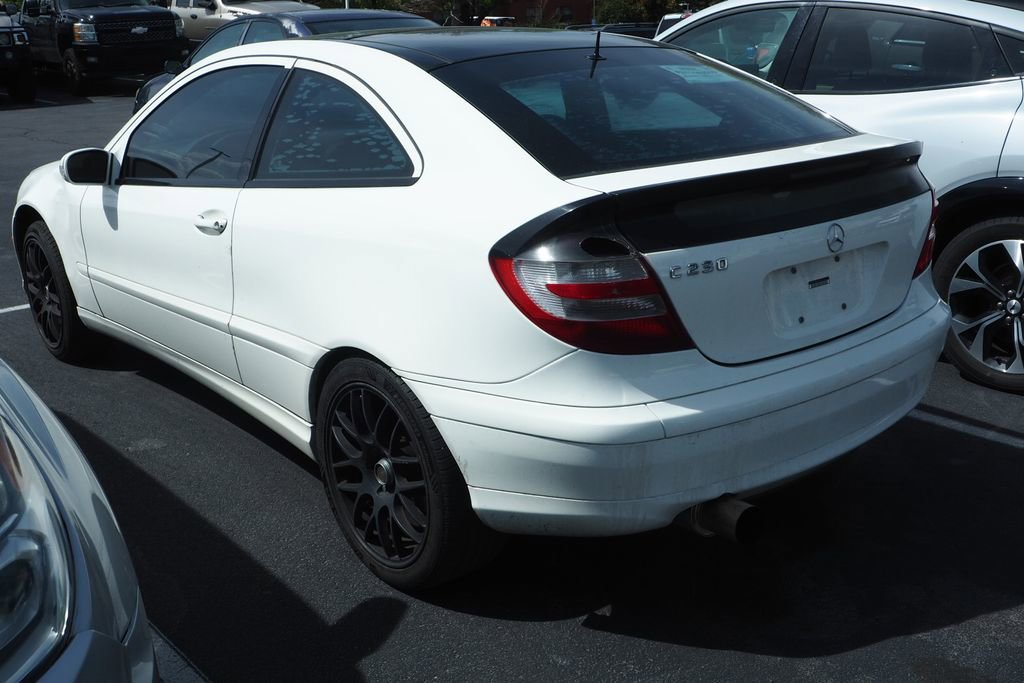 Used 2005 Mercedes-Benz C 230 Coupe image 4