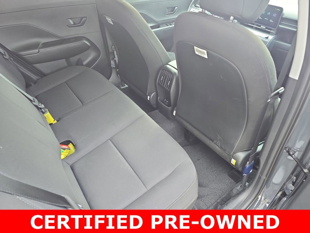 Used 2025 Hyundai Kona SEL AWD/4WD image 12
