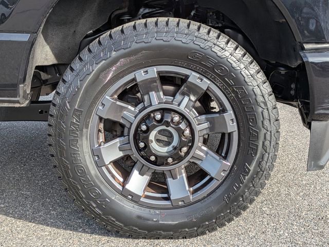 Used 2024 Ford F250 Lariat w/ Sport Appearance Package image 11