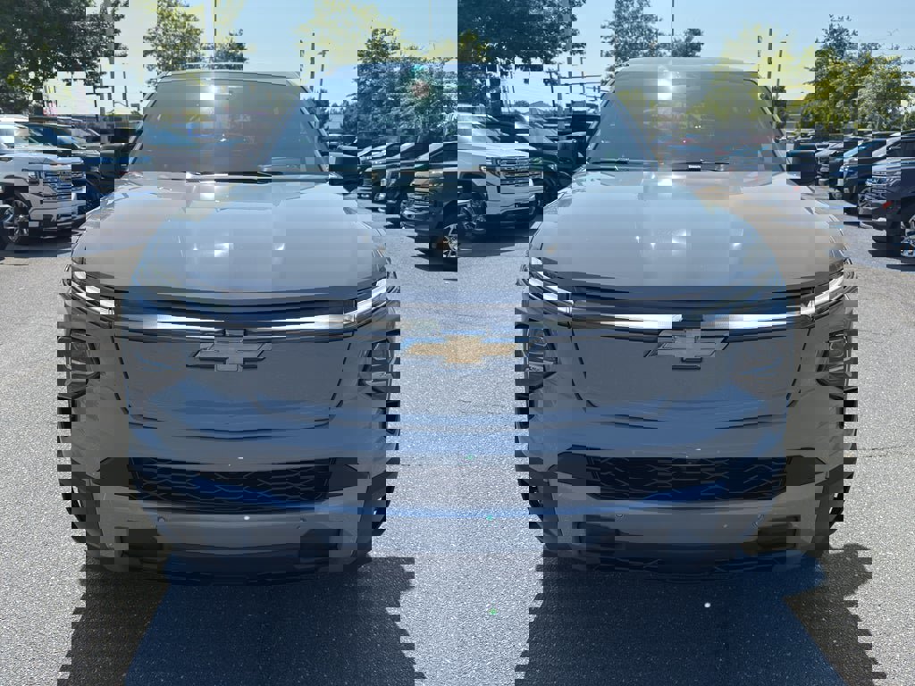 New 2026 Chevrolet Silverado EV LT video 2