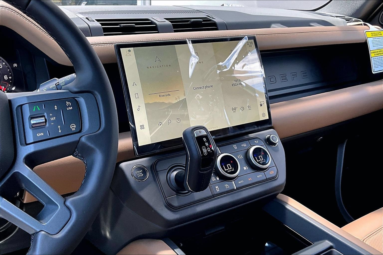 New 2026 Land Rover Defender 110 X-Dynamic SE AWD/4WD image 7
