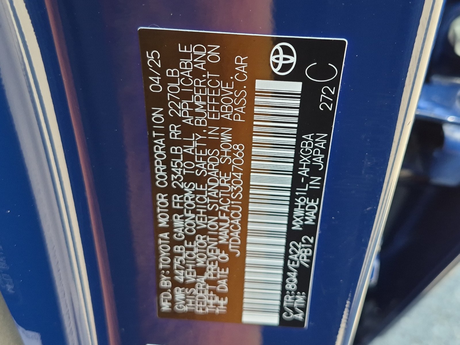 Certified 2025 Toyota Prius Plug-In Hybrid FWD image 25