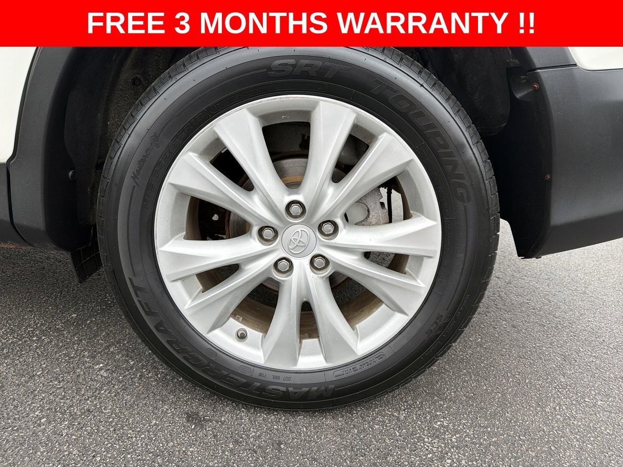 Used 2013 Toyota RAV4 Limited image 33