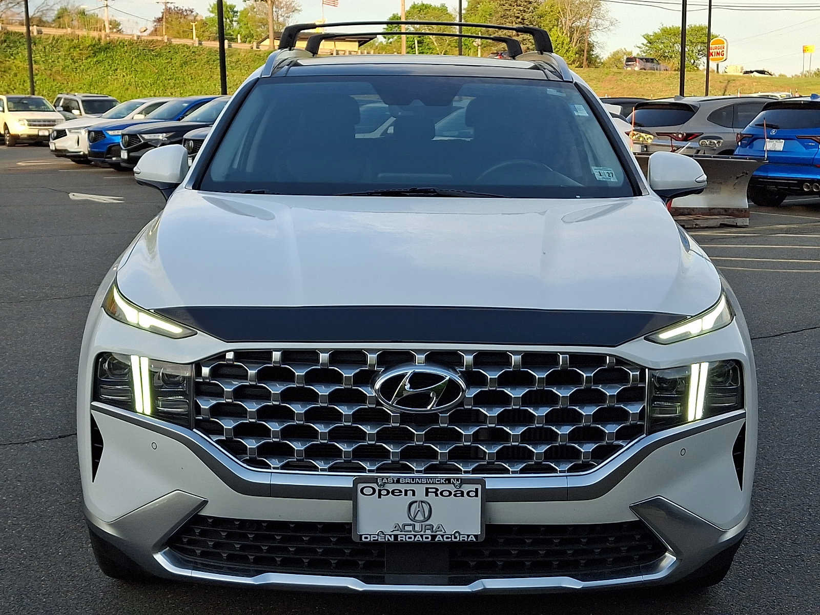 Used 2022 Hyundai Santa Fe Limited AWD/4WD image 2