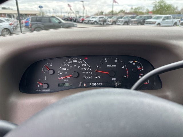 Used 2004 Ford F250 XLT RWD image 3