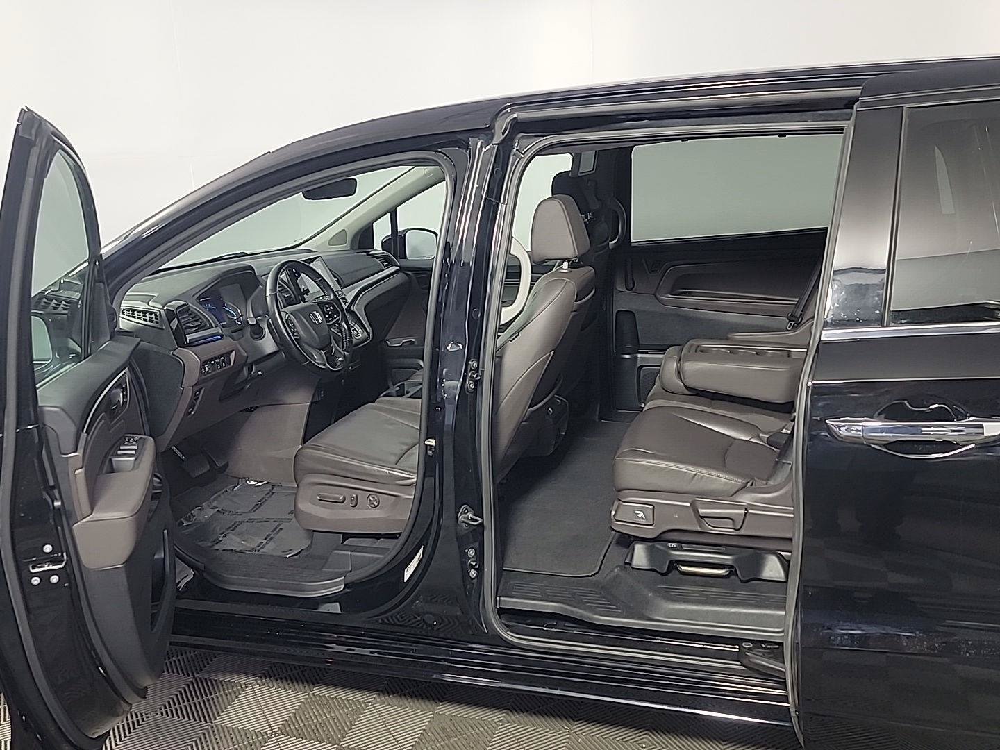 Certified 2020 Honda Odyssey Elite image 16