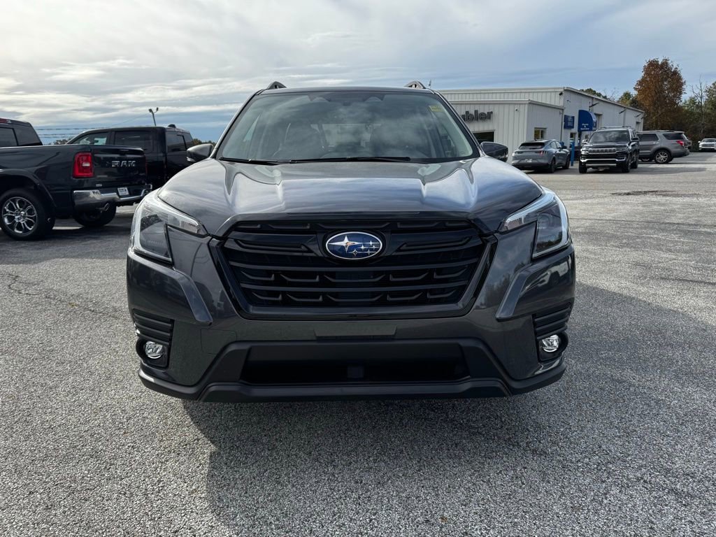 Used 2024 Subaru Forester Limited image 12