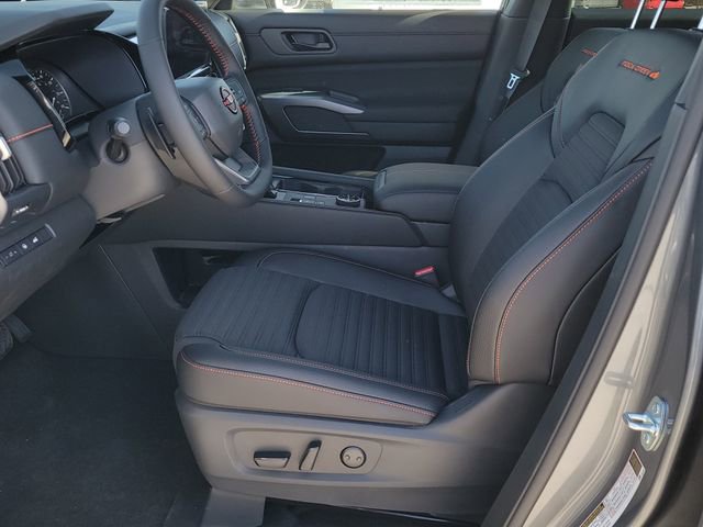 New 2026 Nissan Pathfinder Rock Creek image 6
