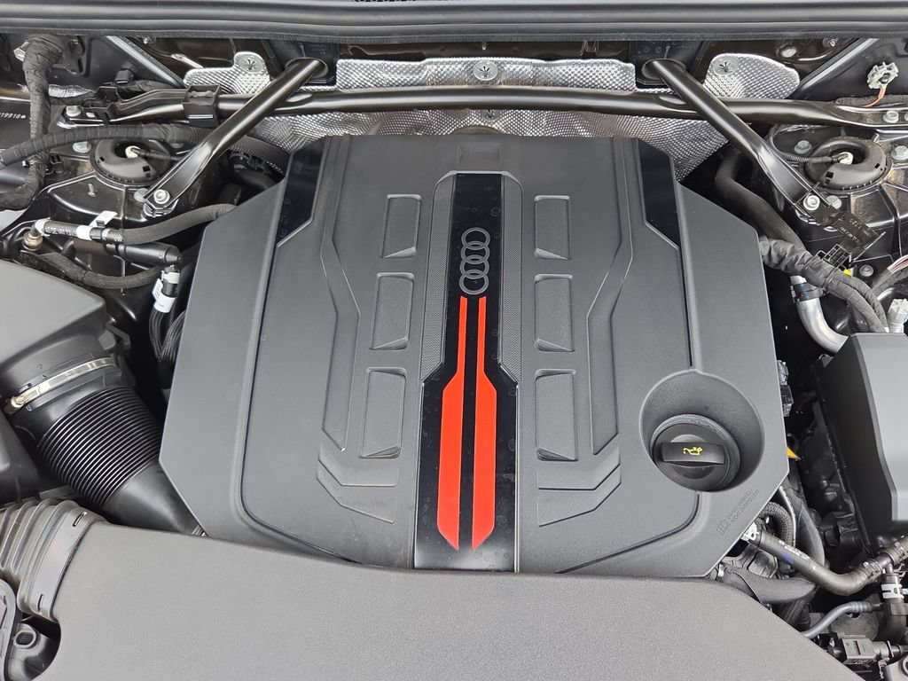 Certified 2025 Audi SQ5 Premium Plus AWD/4WD image 10