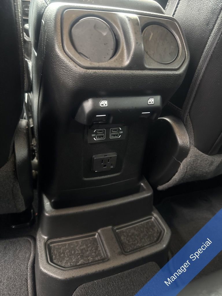 Used 2022 Jeep Wrangler Unlimited Sahara w/ Cold Weather Group image 21