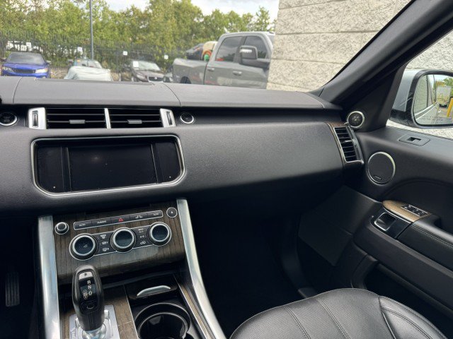Used 2016 Land Rover Range Rover Sport HSE AWD/4WD image 31