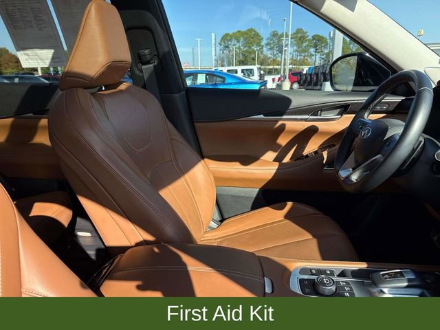 Used 2022 INFINITI QX60 Sensory w/ Vision Package image 12