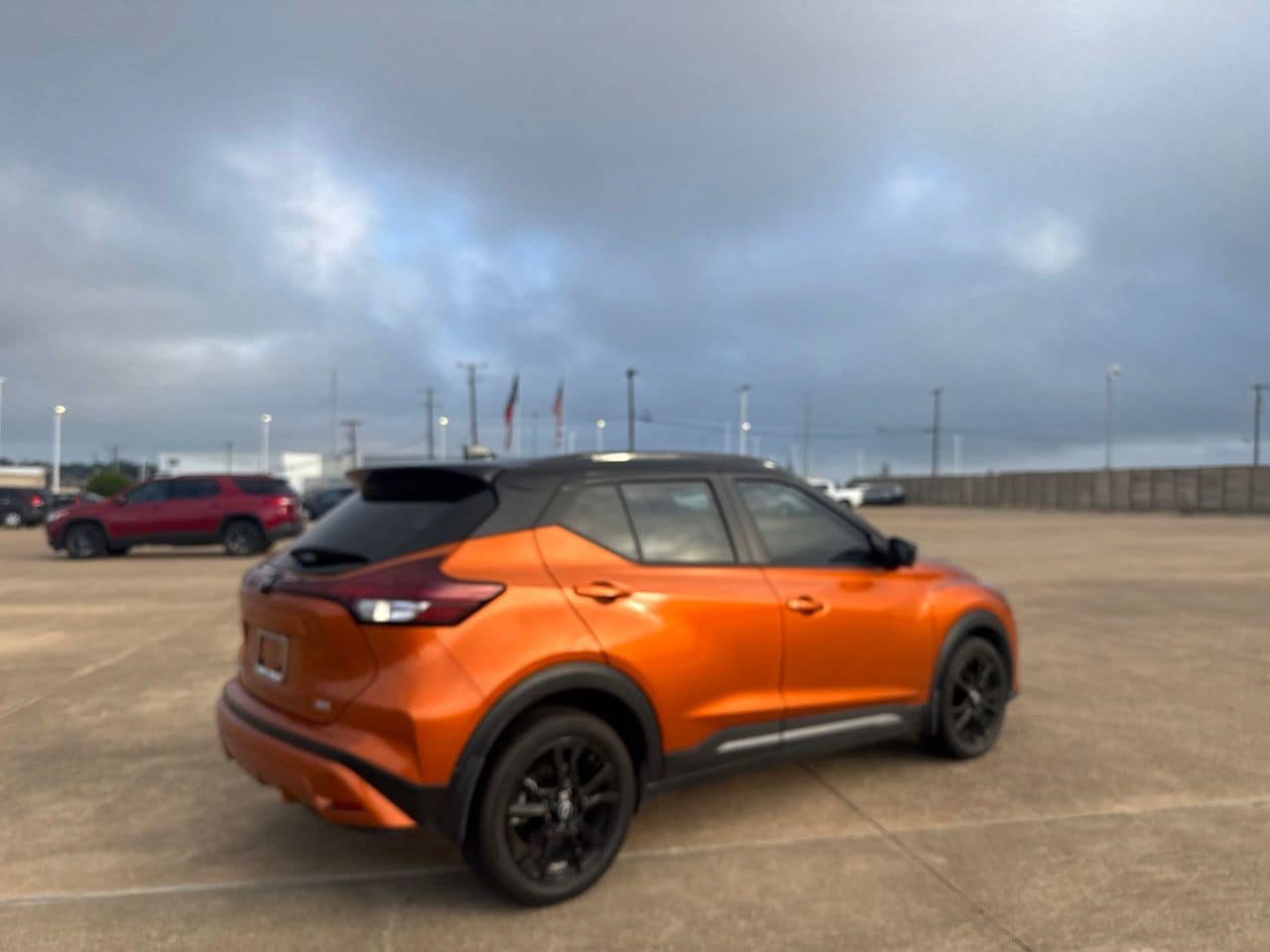 Used 2023 Nissan Kicks SR w/ SR Premium Package FWD image 19