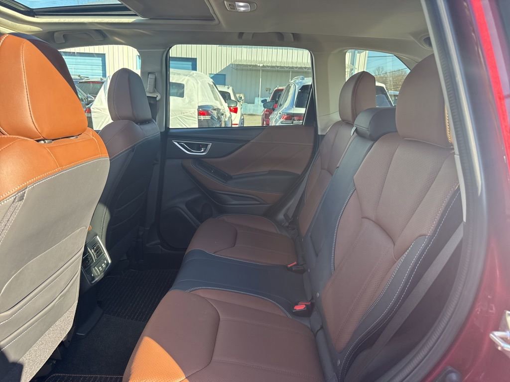 Used 2022 Subaru Forester Touring image 19