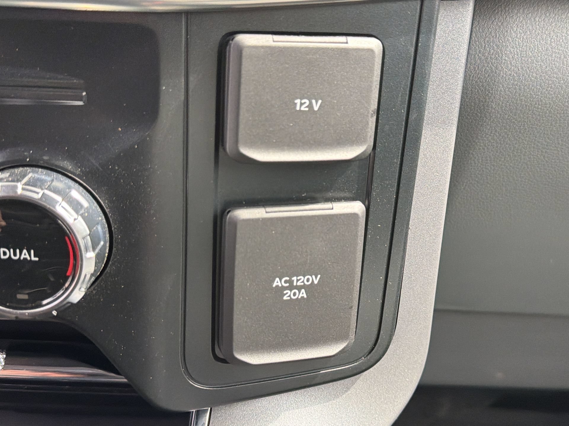 Certified 2025 Ford F150 Lariat w/ Equipment Group 502A High AWD/4WD image 9