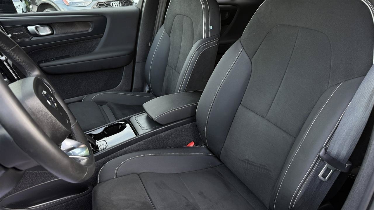 Used 2023 Volvo XC40 Recharge Ultimate AWD/4WD image 29
