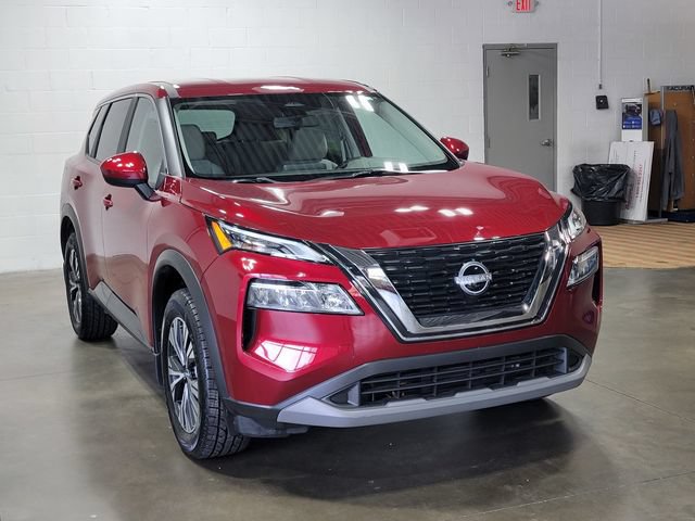 Used 2023 Nissan Rogue SV AWD/4WD image 4