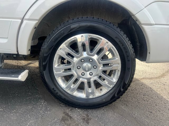 Used 2012 Ford Expedition Limited AWD/4WD image 23