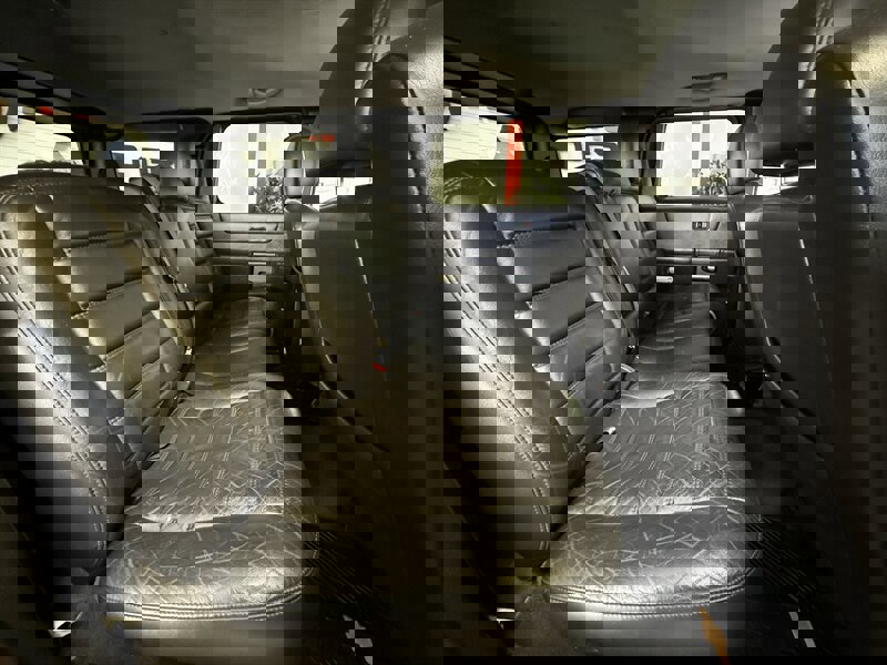 Used 2005 HUMMER H2 w/ Preferred Equipment Group image 15