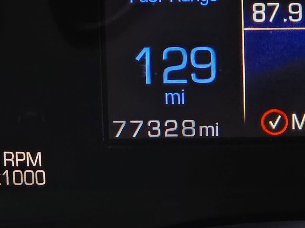 Used 2018 Cadillac XT5 FWD image 36