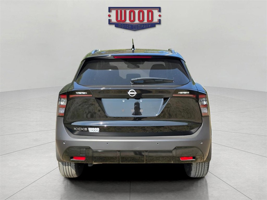 New 2026 Nissan Kicks SV image 3