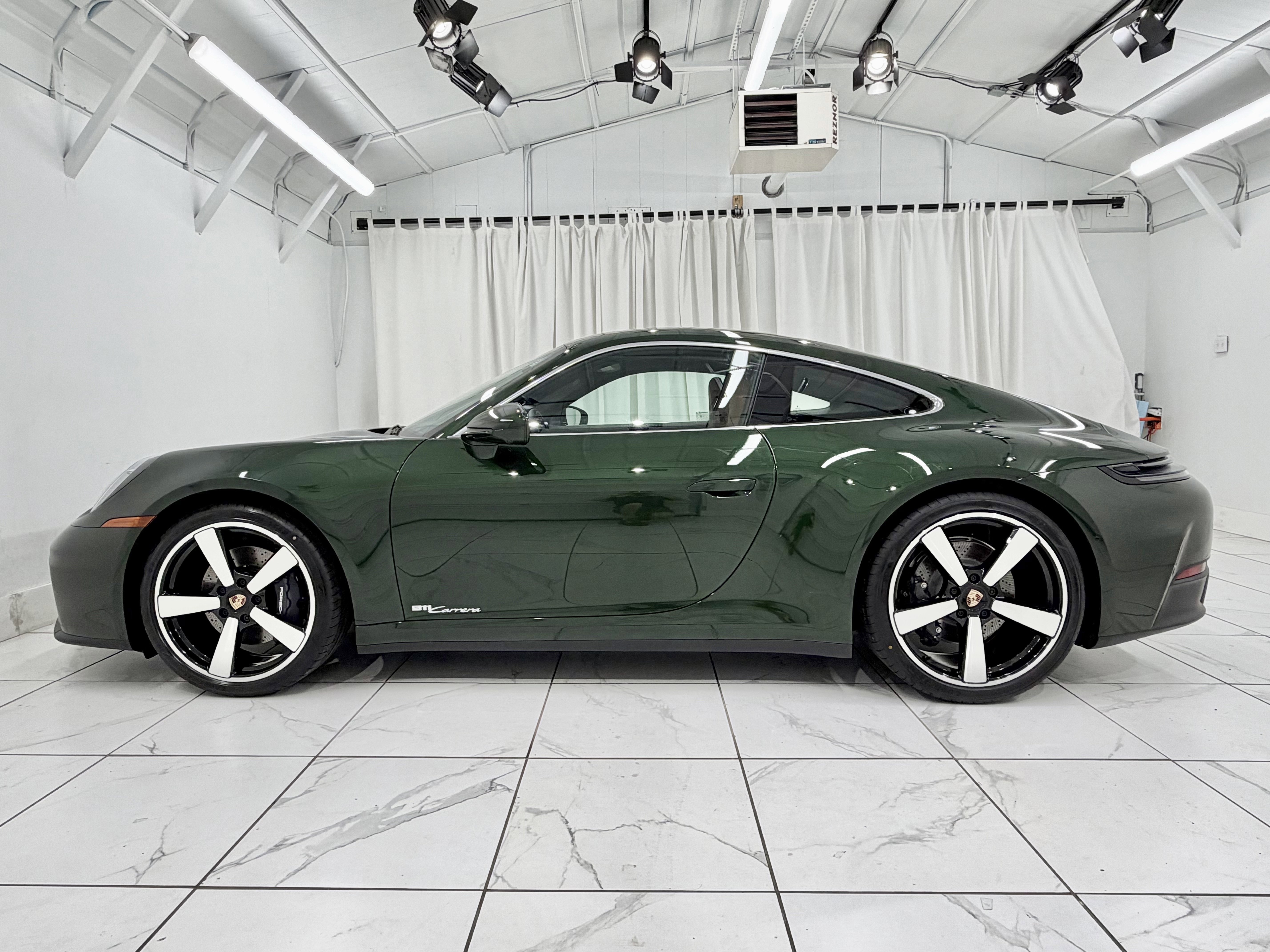 New 2026 Porsche 911 Carrera image 2