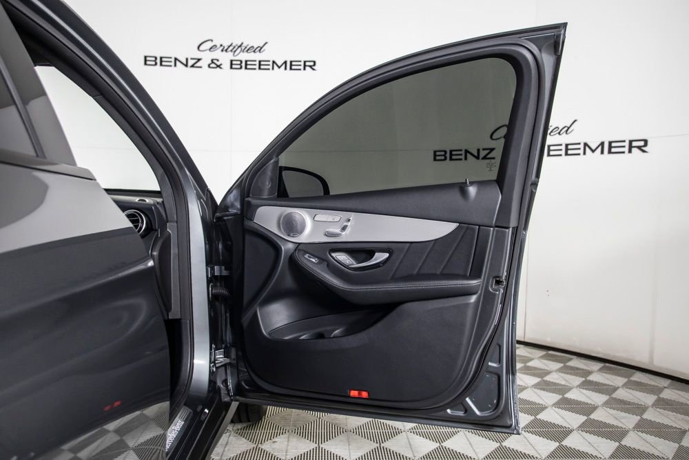 Used 2019 Mercedes-Benz GLC 300 GLC 300 Coupe image 16