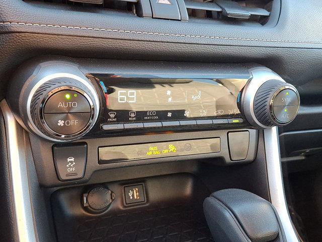 Certified 2024 Toyota RAV4 XLE image 21