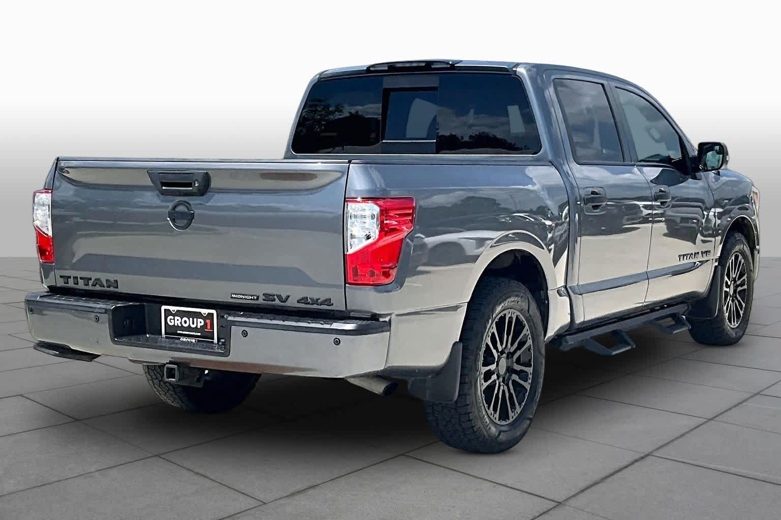 Used 2019 Nissan Titan SV w/ SV Convenience Package AWD/4WD image 13