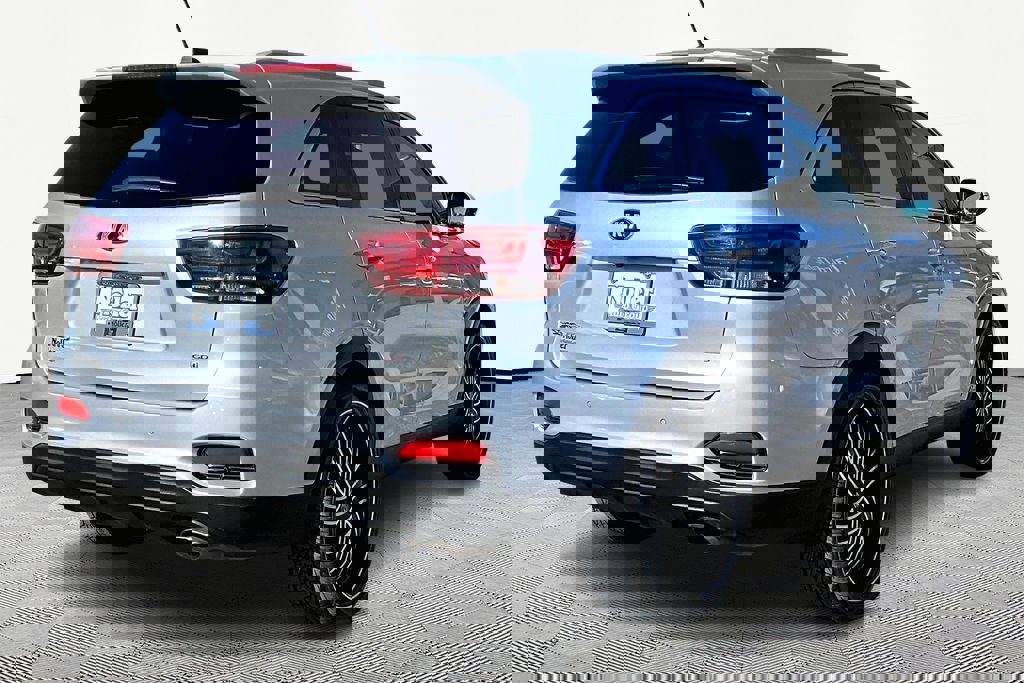 Used 2020 Kia Sorento LX w/ LX I4 Convenience Package image 2