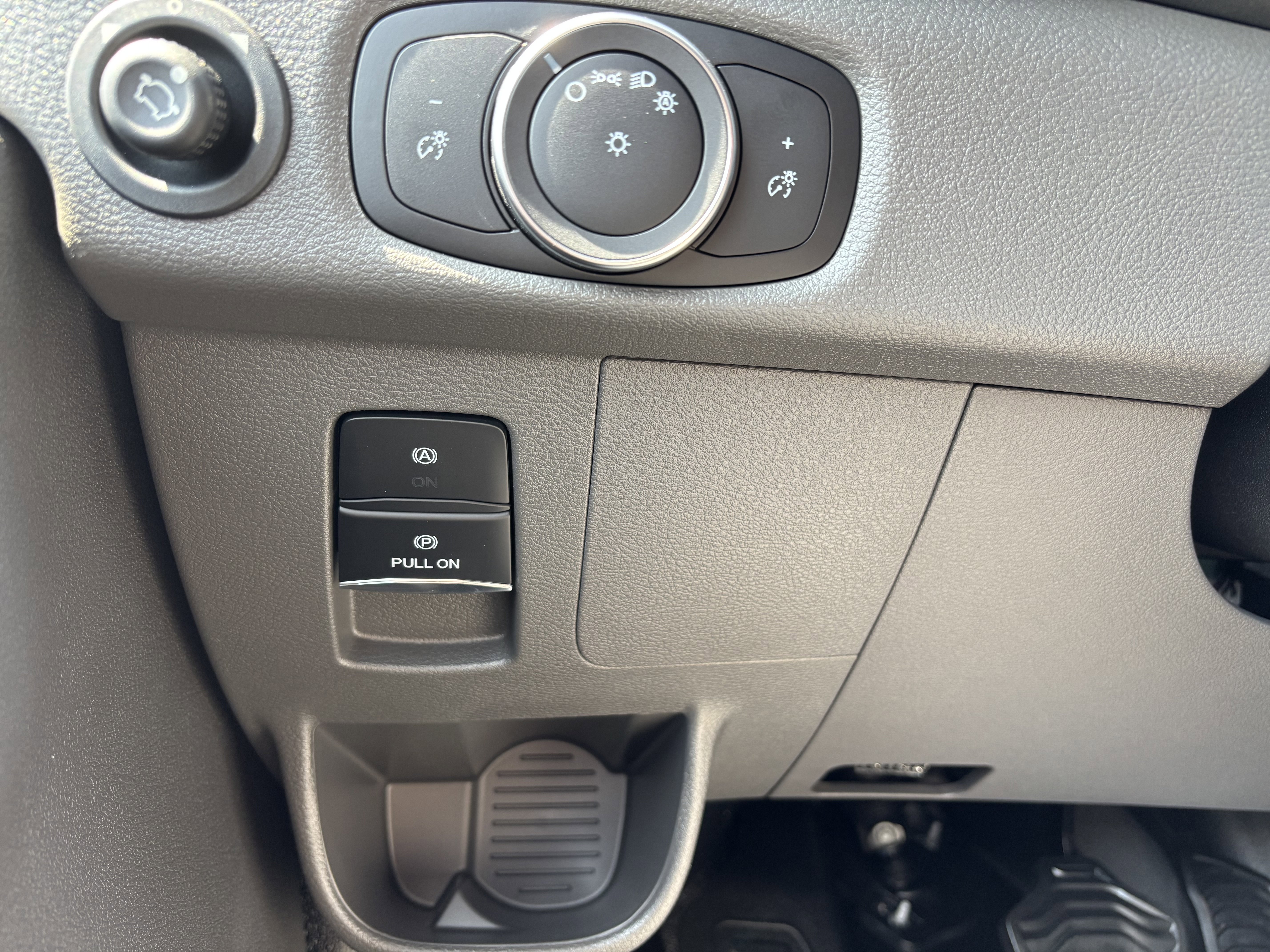 New 2025 Ford Transit 350 148 High Roof Extended image 21