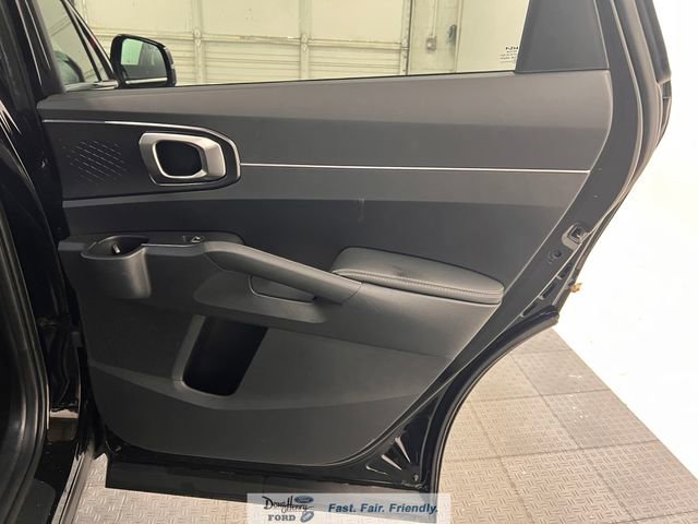 Used 2024 Kia Sorento S w/ Panoramic Sunroof Package FWD image 31