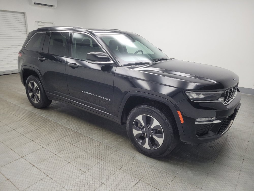 Used 2023 Jeep Grand Cherokee 4WD 4xe image 11