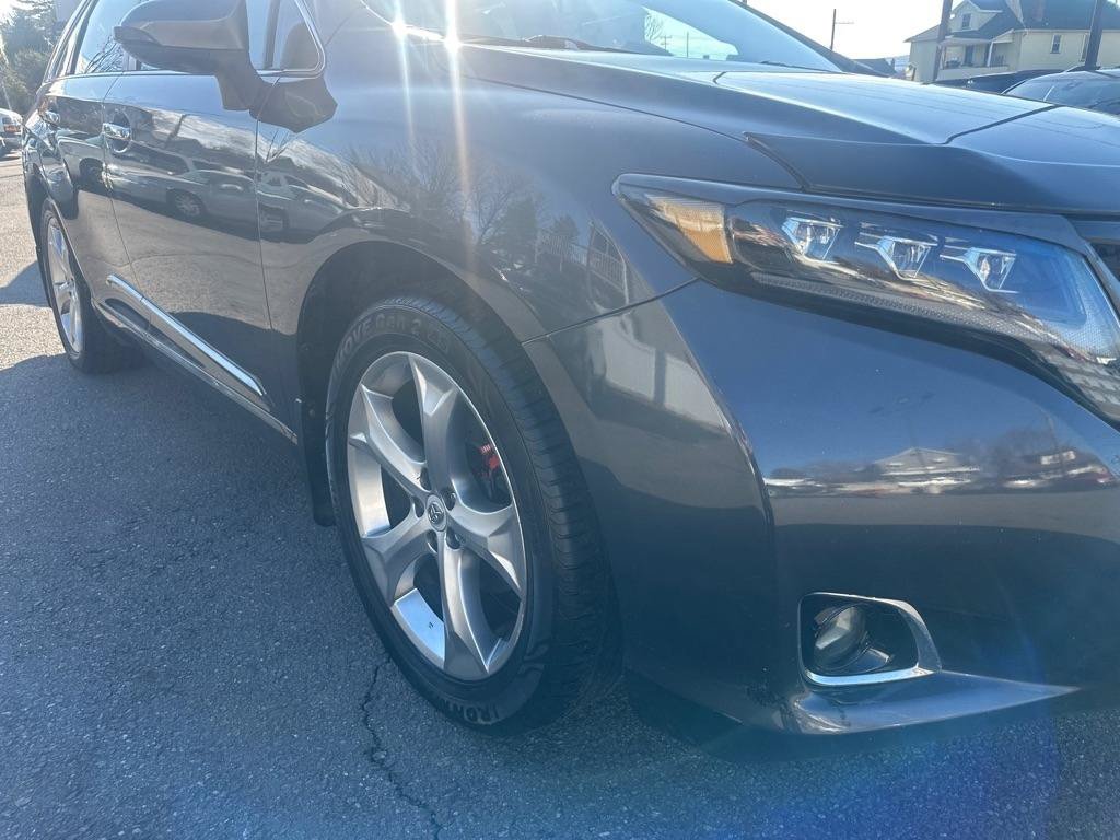 Used 2013 Toyota Venza LE AWD/4WD image 12