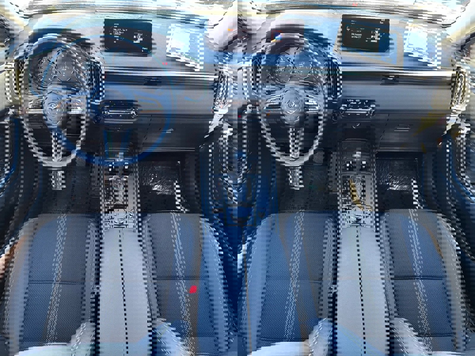 Used 2025 MAZDA CX-50 AWD 2.5 S w/ Premium Package image 19