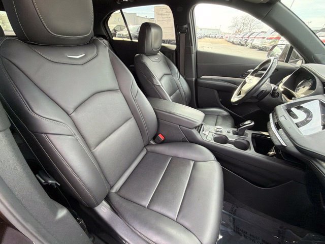 Used 2020 Cadillac XT4 Premium Luxury AWD/4WD image 33