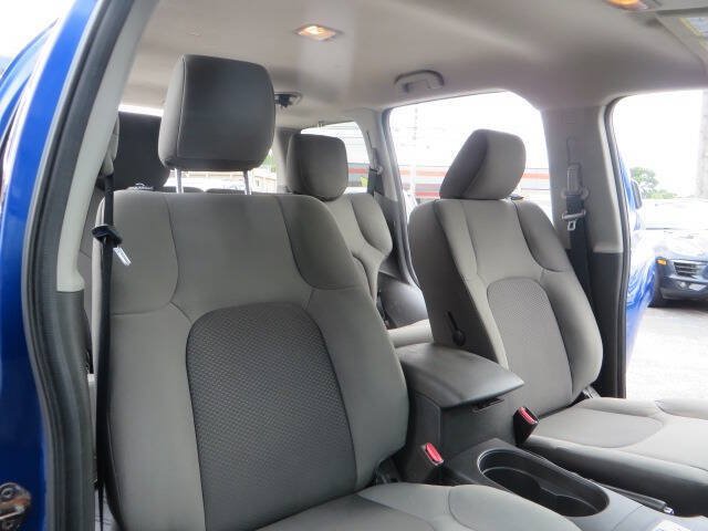 Used 2013 Nissan Xterra S AWD/4WD image 29