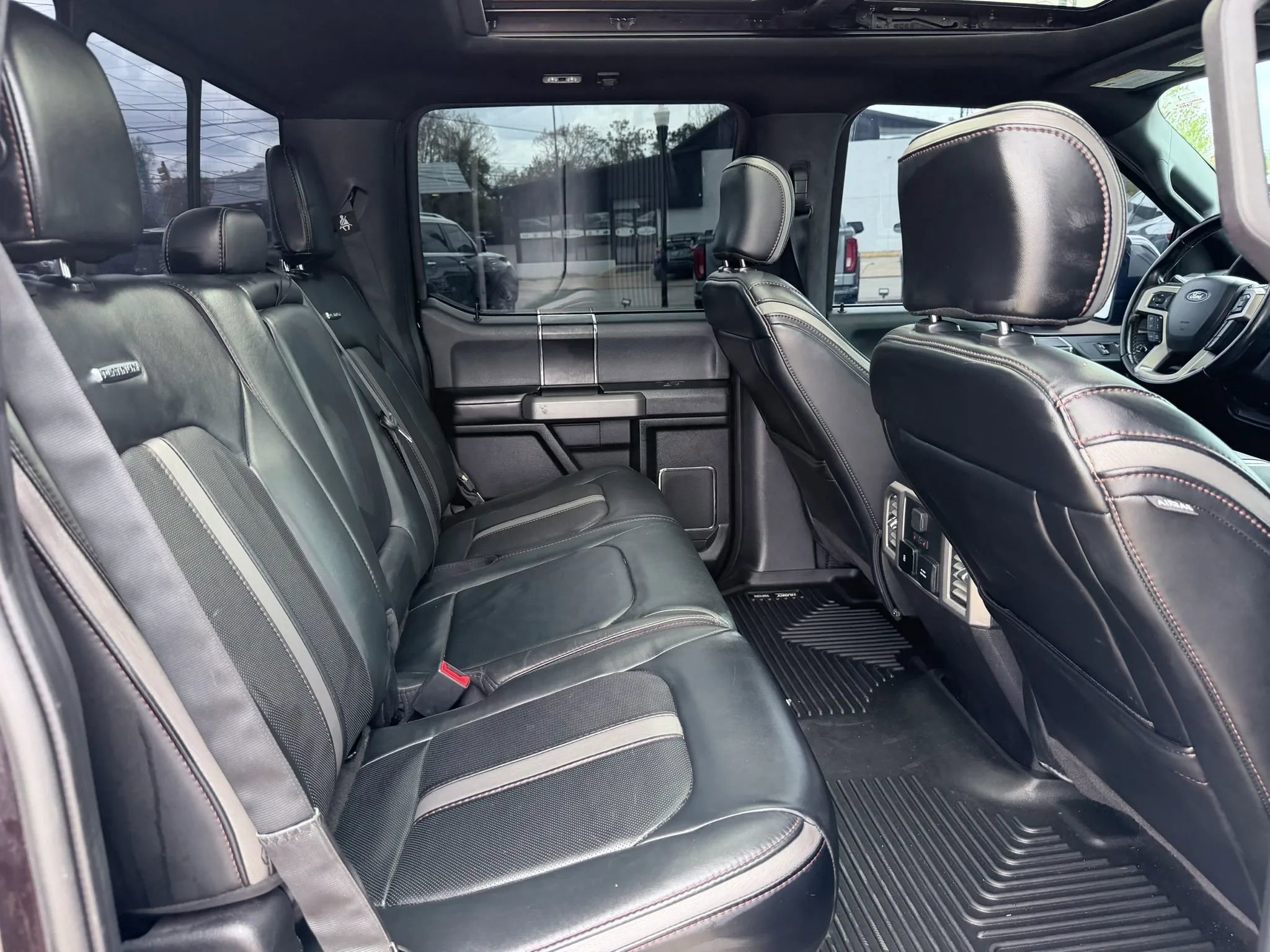Used 2019 Ford F150 Platinum w/ Equipment Group 701A Luxury image 25