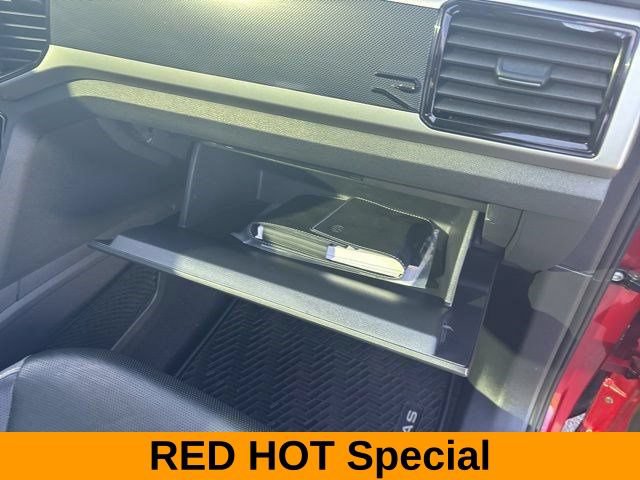 Used 2021 Volkswagen Atlas Cross Sport SEL Premium R-Line AWD/4WD image 43