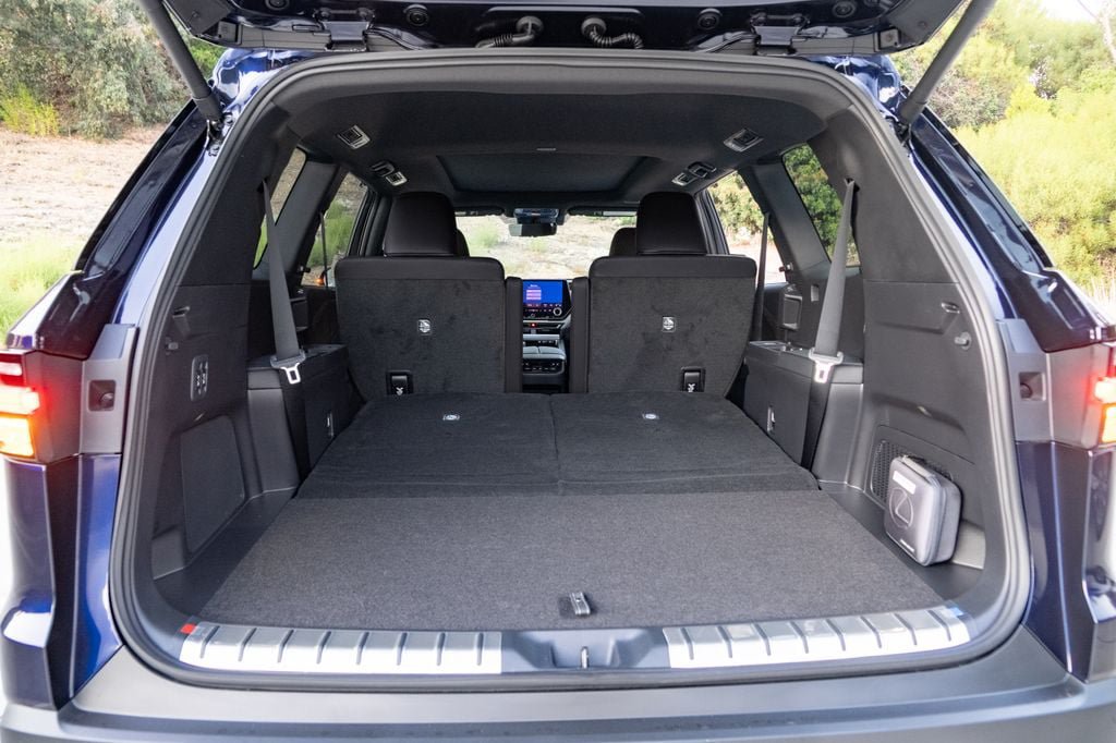 New 2026 Lexus TX 350 FWD image 10
