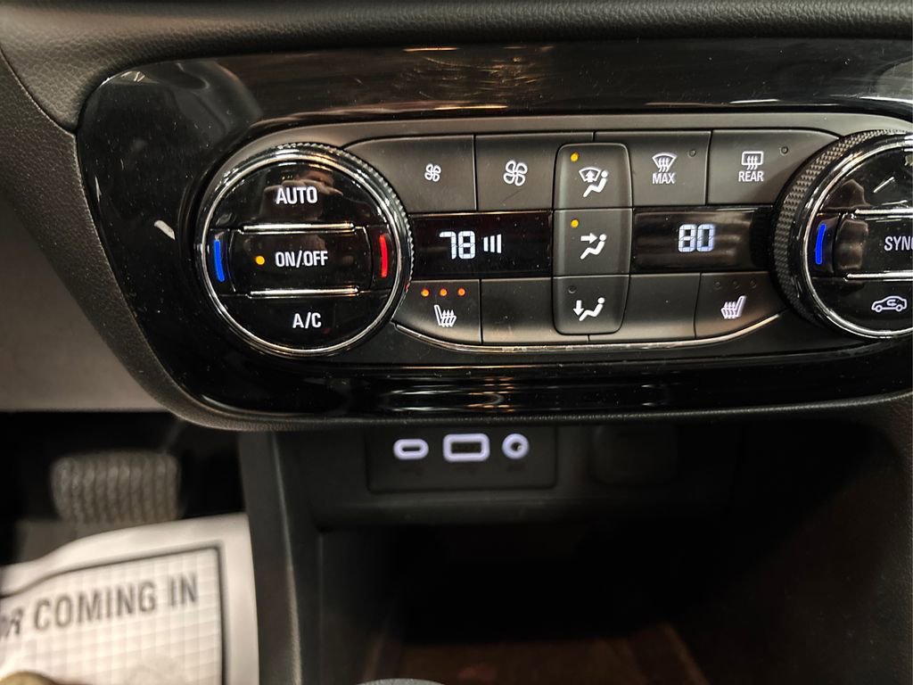 Used 2023 Buick Encore GX Select image 33