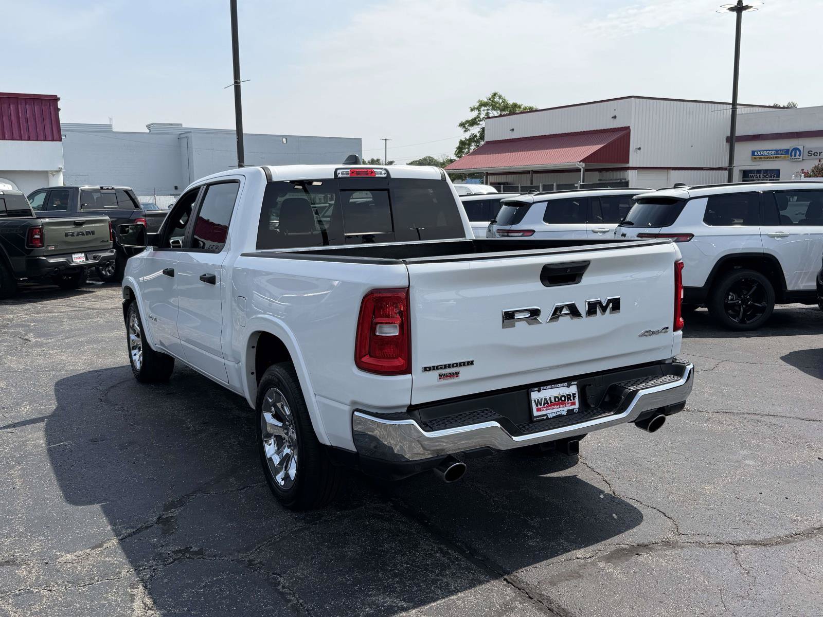 Used 2026 RAM 1500 Big Horn AWD/4WD image 5