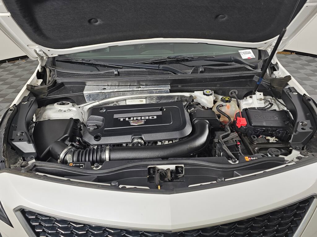 Used 2020 Cadillac XT4 Sport w/ Cold Weather Package image 9