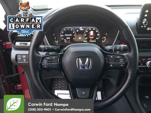 Used 2025 Honda Pilot Black Edition image 14