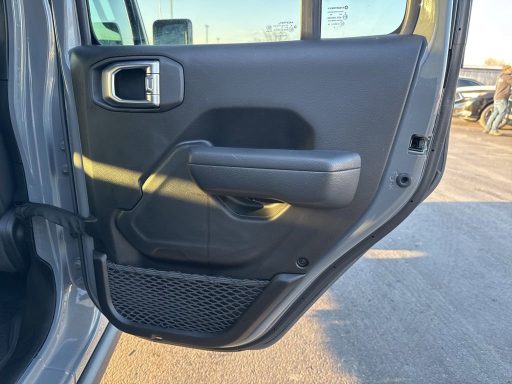 Used 2023 Jeep Wrangler Unlimited w/ Convenience Group image 38